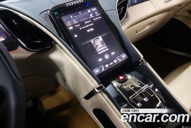 Ferrari 로마, 2022 17