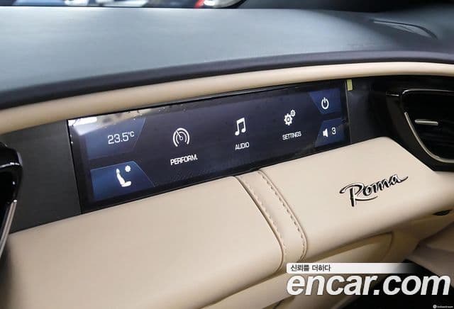 Ferrari 로마, 2022 19