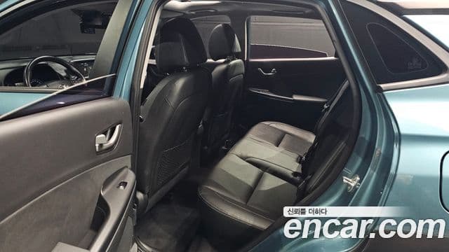 Hyundai Kona Premium, 2018 12