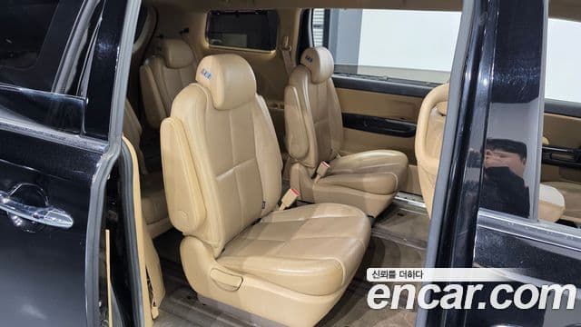 Kia All New Carnival Noblesse, 2016 12