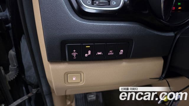 Kia All New Carnival Noblesse, 2016 17