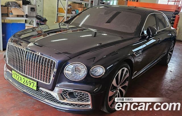 Bentley Flying Spur 3세대 4.0 Azure, 2023 1