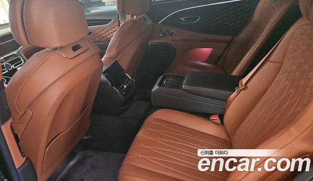 Bentley Flying Spur 3세대 4.0 Azure, 2023 8
