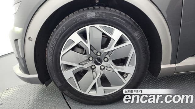 Genesis GV60 Standard, 2022 все фото