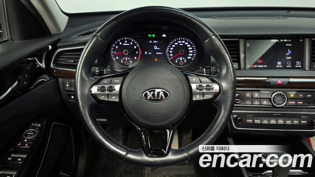 Kia All New K7 Noblesse, 2019 13