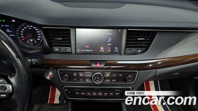 Kia All New K7 Noblesse, 2019 15