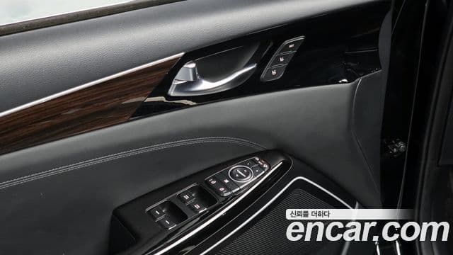 Kia All New K7 Noblesse, 2019 18