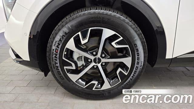 Kia Sportage 5세대 гибрид Signature 2WD, 2024 все фото