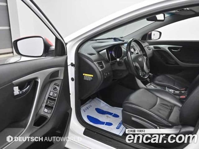 Hyundai Avante MD Modern, 2013 11