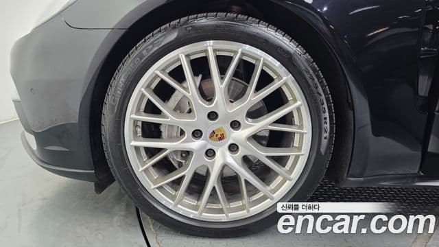 Porsche Panamera (971), 2018 все фото