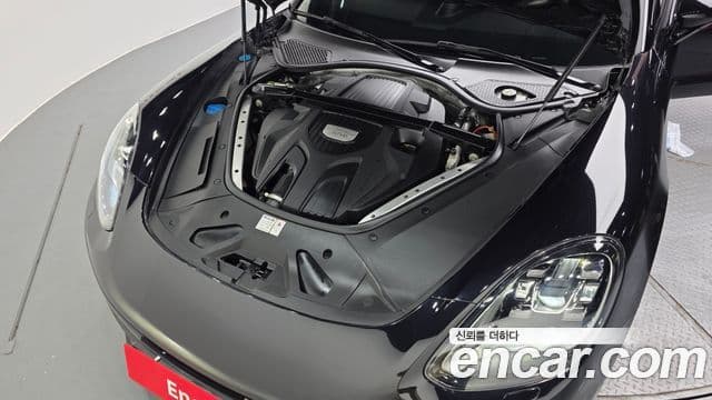 Porsche Panamera (971), 2018 6