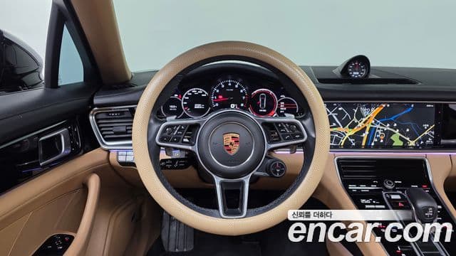 Porsche Panamera (971), 2018 13