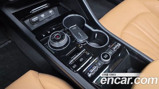 Kia K5 гибрид 3세대 Signature, 2021 9