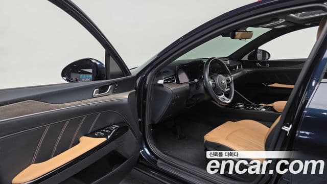 Kia K5 гибрид 3세대 Signature, 2021 10