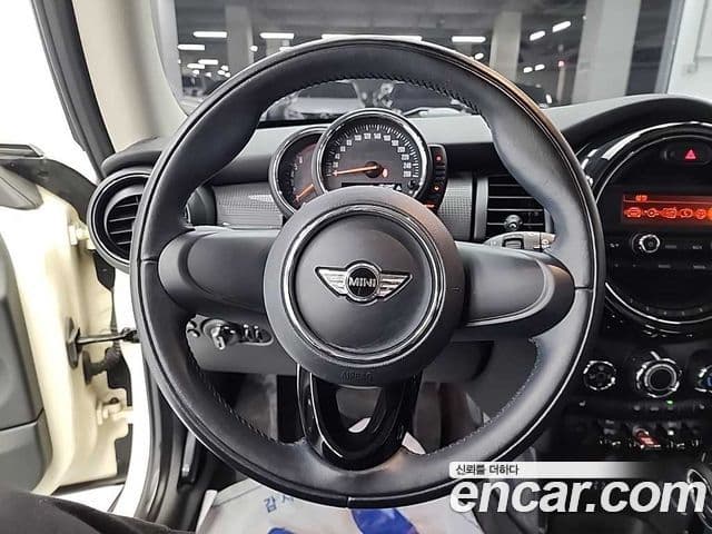 Mini Cooper 3세대, 2017 9