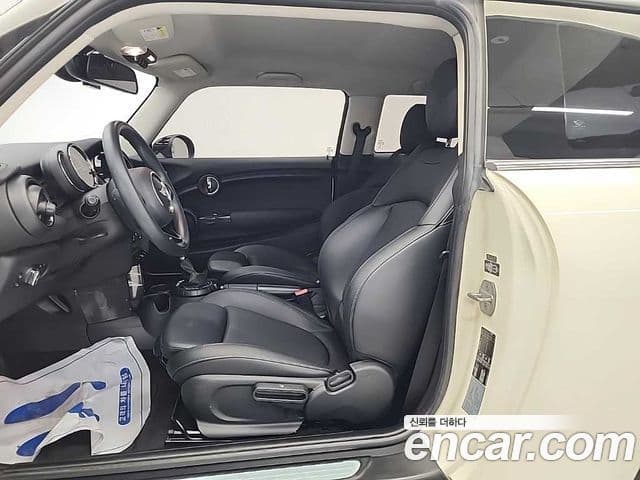 Mini Cooper 3세대, 2017 11