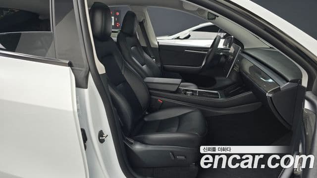 Tesla модель Y, 2023 10