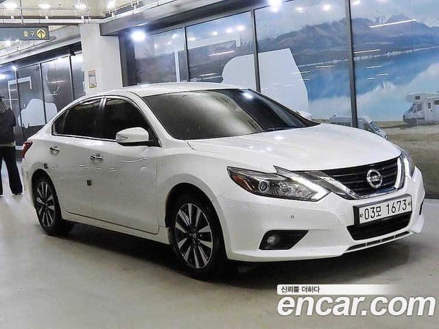 Nissan 알티마 L33, 2017 1