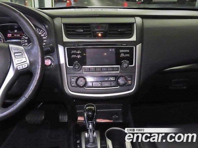 Nissan 알티마 L33, 2017 11