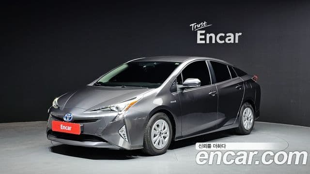 Toyota 프리우스 4세대 1.8 E, 2017 1
