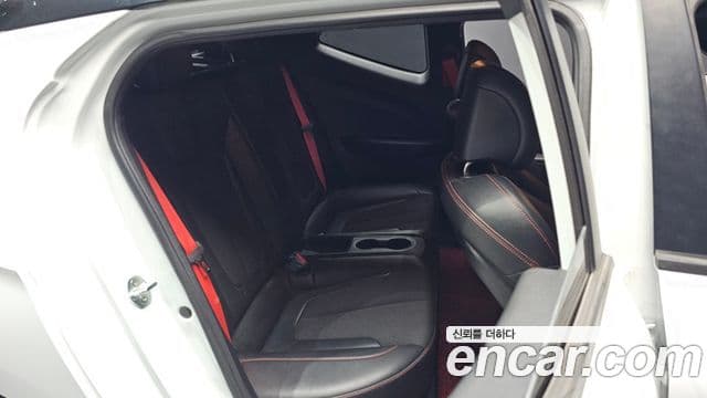 Hyundai Veloster (JS) Core, 2018 12