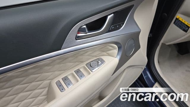 Genesis G70 Elite, 2019 17