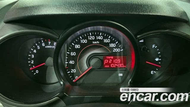 Kia Ray фургон /, 2016 8