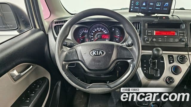 Kia Ray фургон /, 2016 13