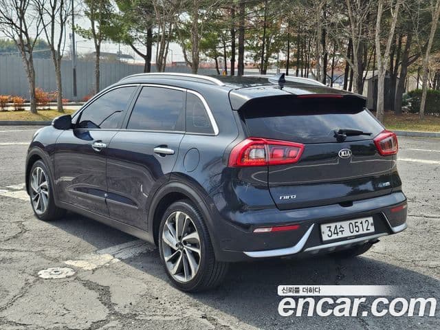 Kia Niro Noblesse, 2017 3