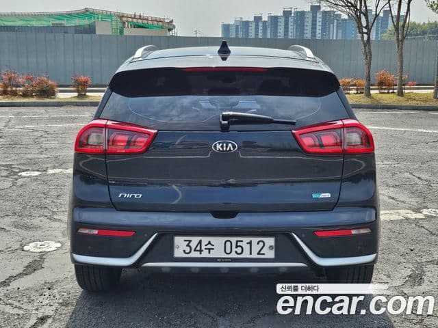 Kia Niro Noblesse, 2017 4