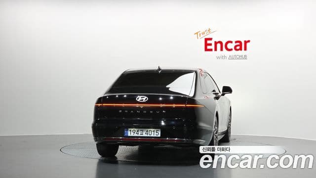 Hyundai Grandeur (GN7) Calligraphy, 2024 4