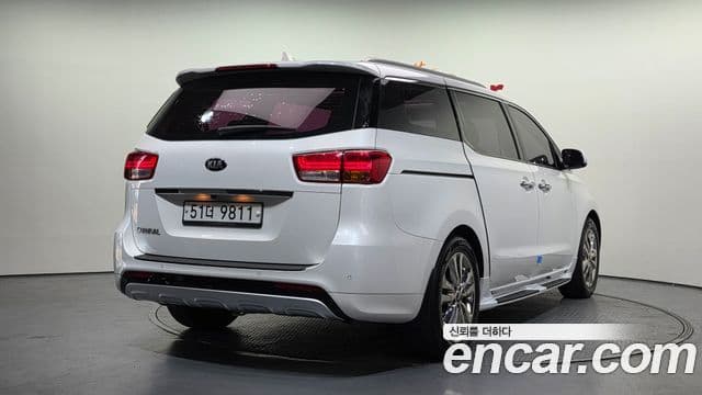 Kia All New Carnival Prestige, 2015 2