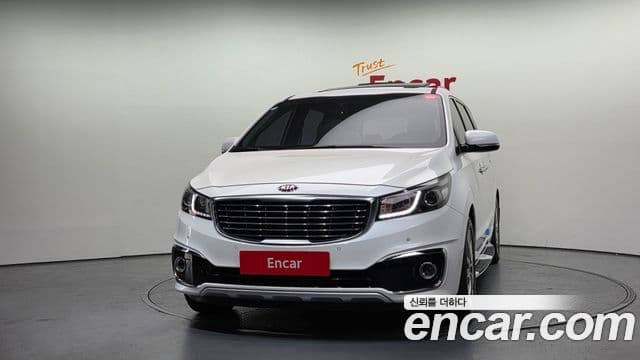 Kia All New Carnival Prestige, 2015 3
