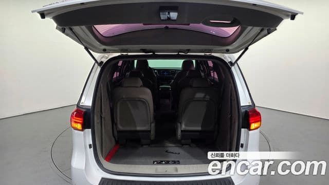 Kia All New Carnival Prestige, 2015 20