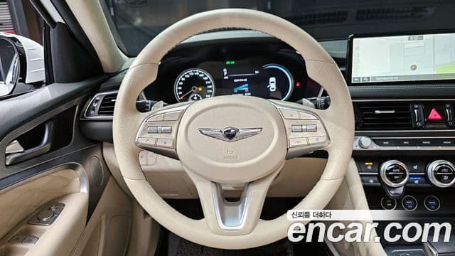 Genesis The / новый New G70, 2023 13