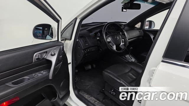 KG모빌리티(SsangYong) Korando 투리스모 4WD RX 9인승, 2019 10