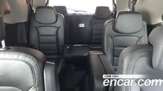 KG모빌리티(SsangYong) Korando 투리스모 4WD RX 9인승, 2019 19