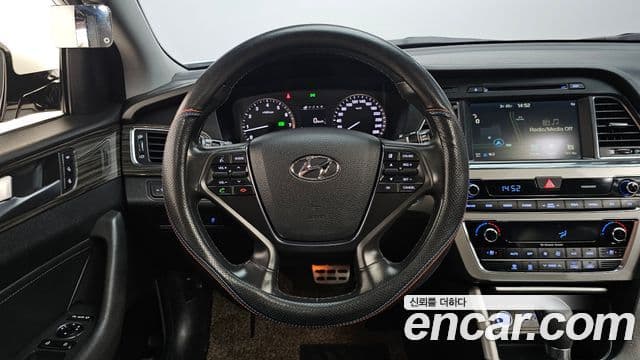 Hyundai LF Sonata LPI Modern(для людей с инвалидностью), 2015 13