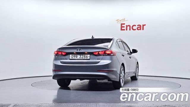 Hyundai Avante AD 1.6 GDI Value Plus, 2017 4