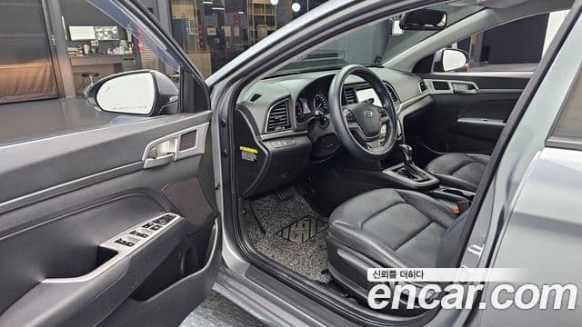 Hyundai Avante AD 1.6 GDI Value Plus, 2017 11