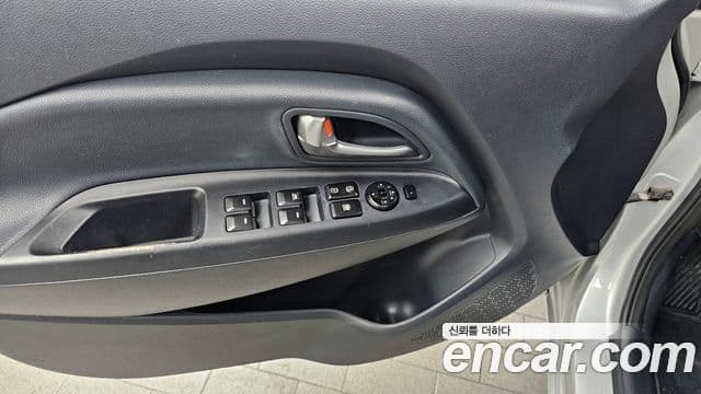 Kia All New Pride Luxury, 2013 14