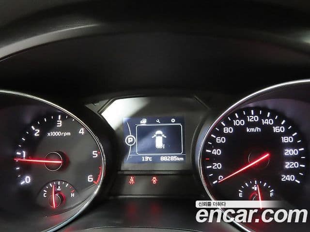 Kia All New Carnival Luxury, 2017 6