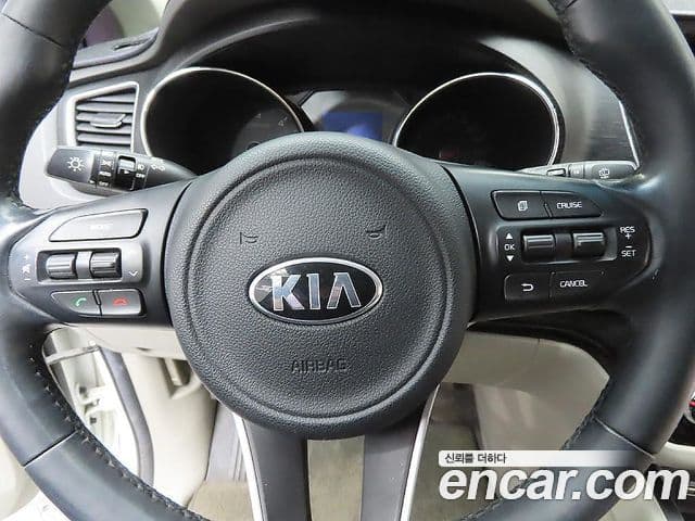 Kia All New Carnival Luxury, 2017 14