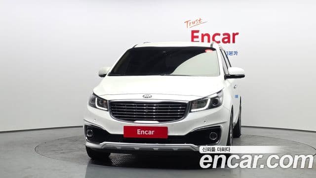 Kia All New Carnival Noblesse, 2018 3