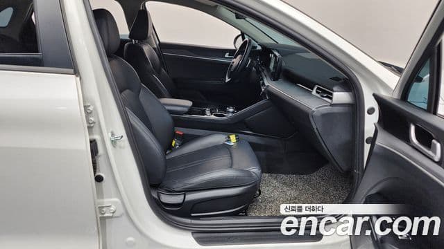 Kia K5 3세대 Prestige, 2022 11
