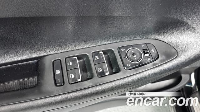 Hyundai Grandeur IG Modern, 2018 17