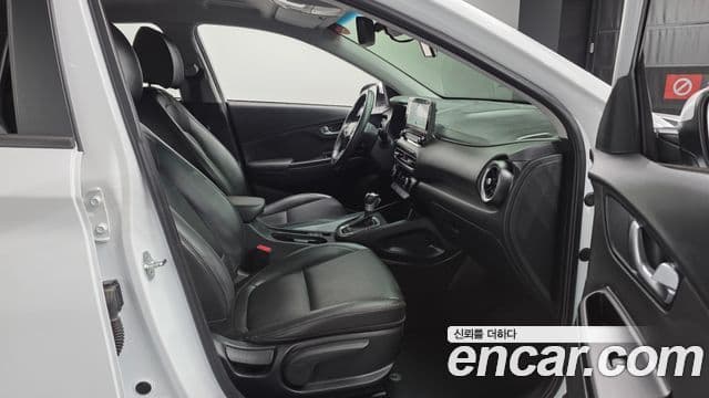 Hyundai The / новый New Kona Modern, 2022 10