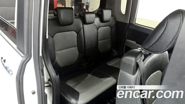 Kia The / новый New Ray Signature, 2021 12