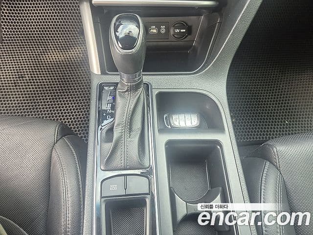 Hyundai LF Sonata Premium, 2015 9