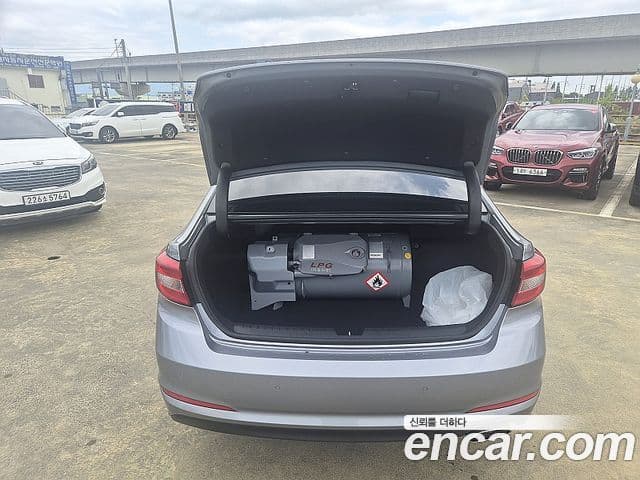 Hyundai LF Sonata Premium, 2015 12